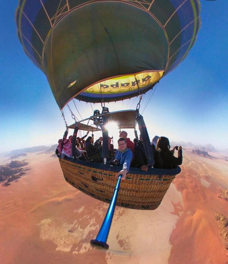 Wadi Rum Camp Ngoại thất bức ảnh